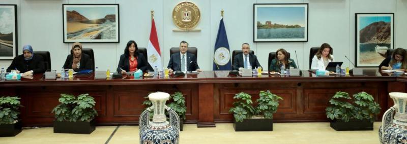 وزير السياحة والآثار