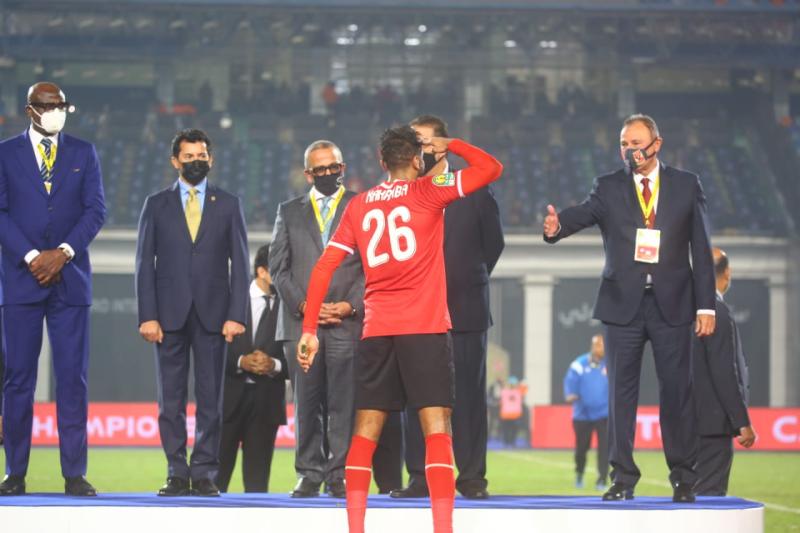 فرج عامر يزف بشرى سارة لجماهير الأهلي بشأن غرامة كهربا