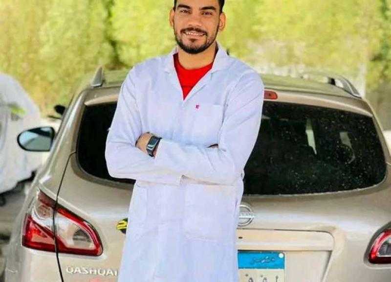 «ملحقش يفرح بالامتياز».. وفاة طالب طب قنا قبل احتفاله بالتخرج في حادث مروع بدندرة