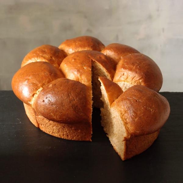 خبز البريوش 