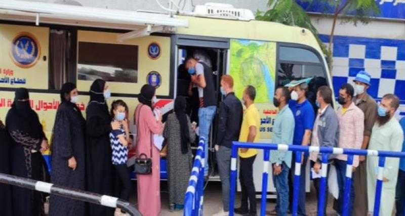 قوافل الأحوال المدنية تستخرج 8 ألاف بطاقة للمواطنين بالمحافظات