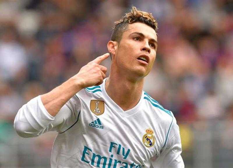 قبل الكلاسيكو.. كريستيانو رونالدو ينفرد برقم خاص رغم غيابه