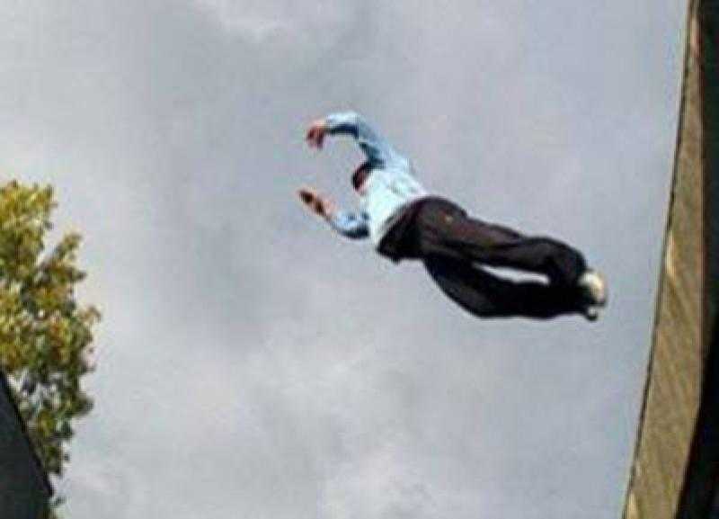 مصرع طالب سقط من الطابق السادس بصيدلة الفيوم