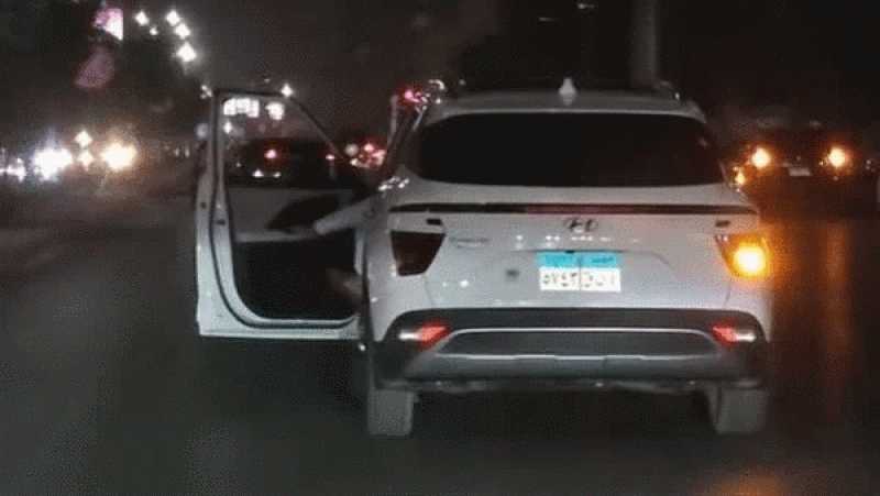 على طريقة سائق السويس.. القبض على شابين استعرضا بسيارتيهما في شوارع مصر الجديدة
