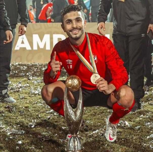 محمد فاروق: أيمن أشرف يدخل ثلاجة كولر في الأهلي
