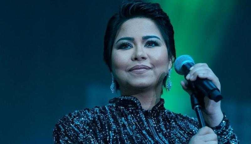 مفيدة شيحة لأهل الفنانة شيرين: «اقفلوا بقوكوا شوية عيب كده»