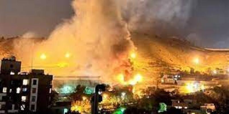 ارتفاع عدد ضحايا حريق سجن إيفين في طهران إلى ثمانية قتلى
