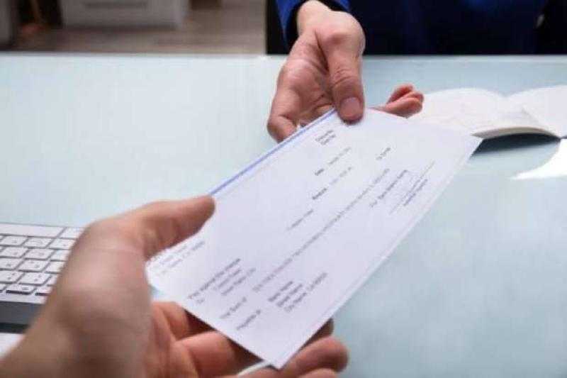 بنك المارية الإماراتي يطلق خدمة إيداع الشيكات رقمياً