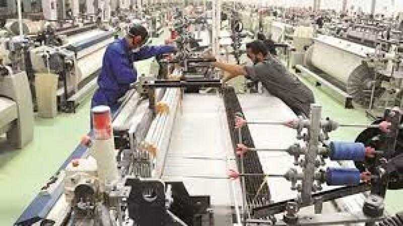 خبير اقتصادي: الصناعة تمثل حوالي 18% من الناتج المحلي للاقتصاد المصري «فيديو»