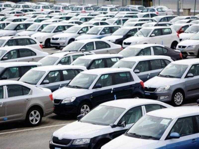 أسامة أبو المجد يكشف 3 محاور مهمة لقرار إعفاء سيارات المصريين بالخارج من الجمارك «فيديو»