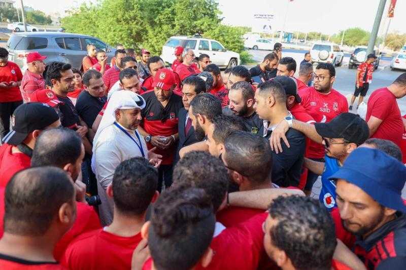 ”صحته بومب”.. شبانة يطمئن الجماهير على الحالة الصحية للخطيب