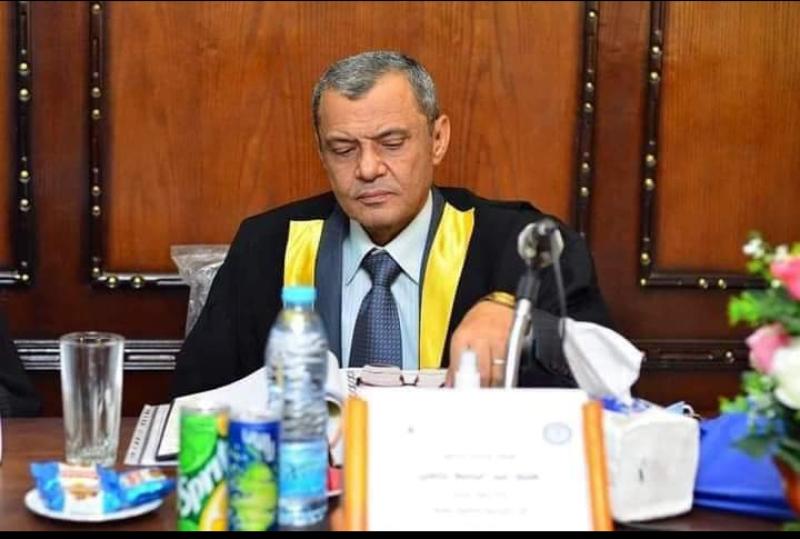الدكتور خليفة عبدالباسط شاهين 