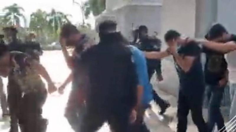 ماليزيا تعتقل خلية مشتبه في انتمائها لـ«الموساد»