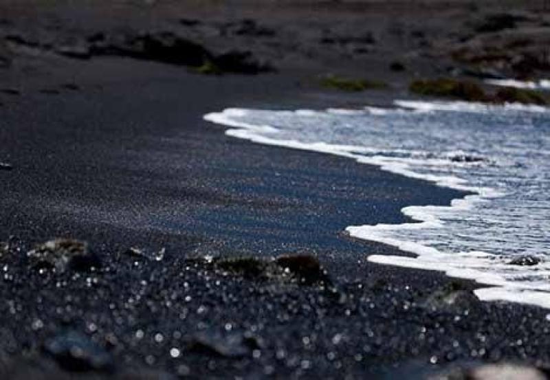 رئيس هيئة المواد النووية: طن الرمال السوداء يصل لـ 3200 دولار