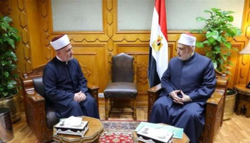 خلال اللقاء