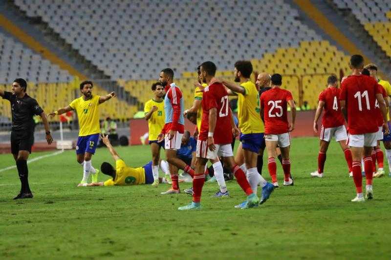 حسني عبد ربه: «تعرضت للتربص.. ورفضت إجبار اللاعبين على زي معين»