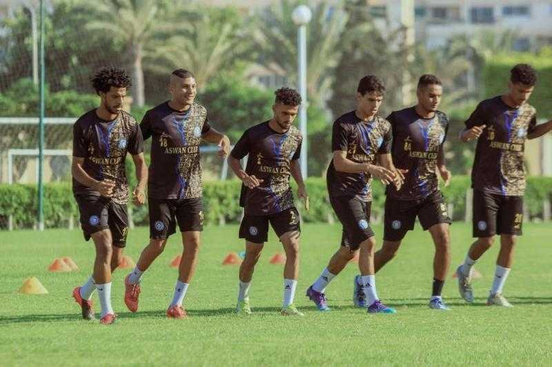 أسوان يواصل تدريباته استعدادًا لمواجهة الأهلي المقبلة في الدوري