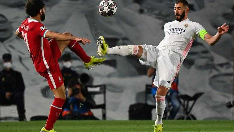 محمد صلاح ينافس بنزيما على جائزة أفضل لاعب من «جلوب سوكر»