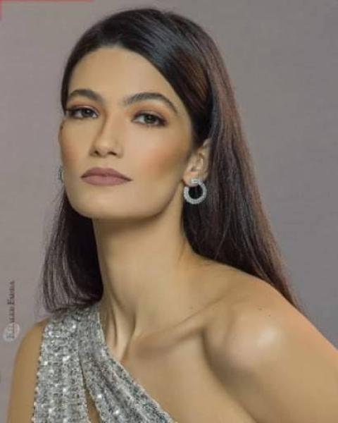 تارا عماد تروج لفيلمها الجديد عبر سوشيال ميديا