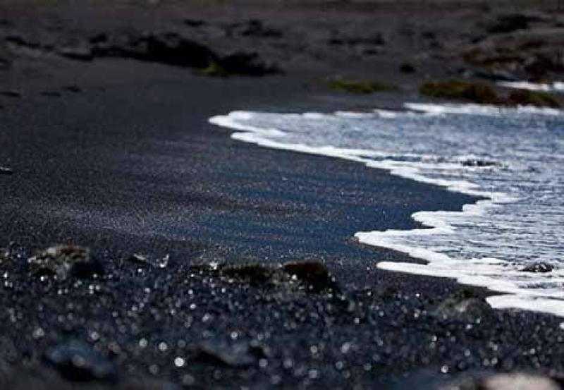 ما الرسائل التي يحملها مشروع مجمع صناعات الرمال السوداء؟.. فيديو