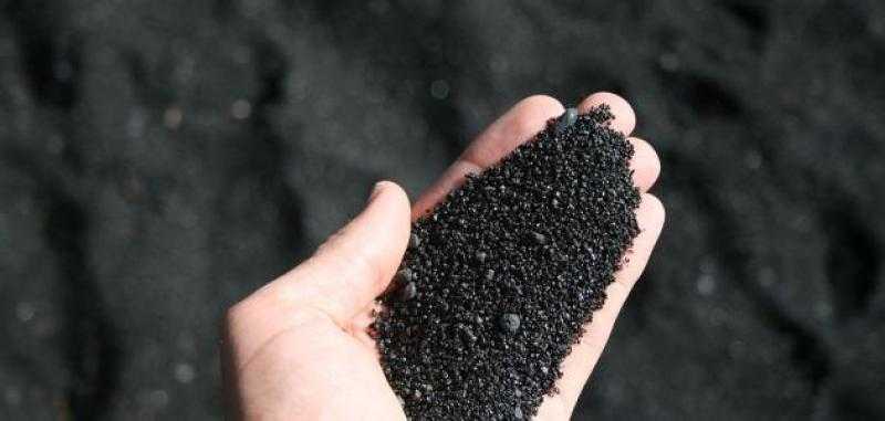 مصطفى بكري: مصنع الرمال السوداء حلم يساهم في نمو عجلة الاقتصاد.. فيديو