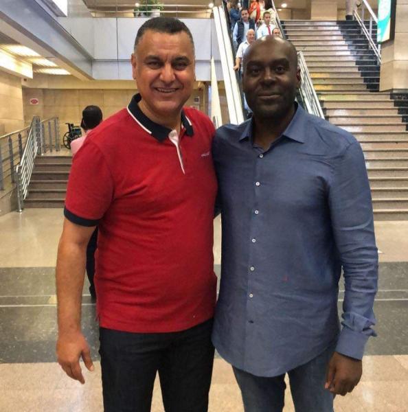 اليوم.. الأهلي يقدم الإسباني «ديفيد ديفيز» في مؤتمر صحفي