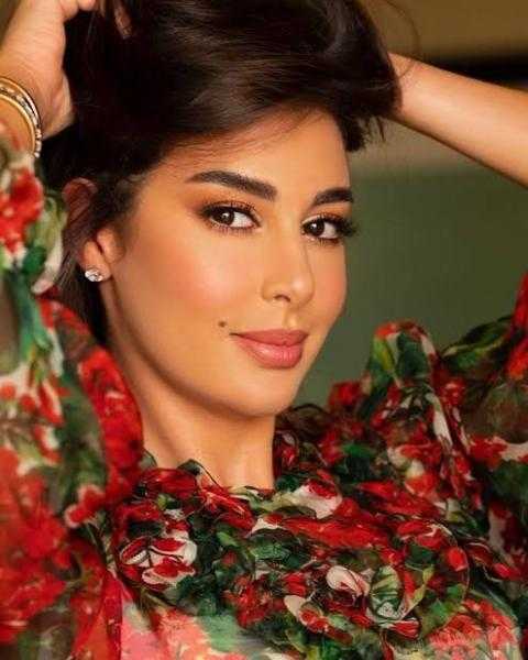 والد ياسمين صبري: «والدتها السبب في انفصالها عن زوجها الأول ولم تخبرني بزواجها الثاني وكانت تتعرض للفصل من الجامعة»