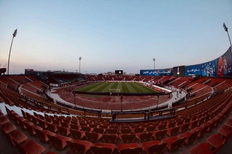 استاد الاهلي 