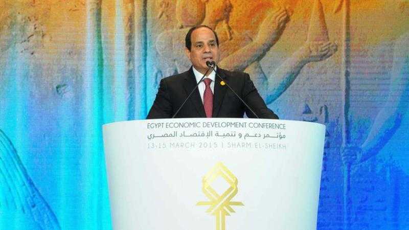 بدء توافد المدعوين لمقر المؤتمر الاقتصادي 2022 بالعاصمة الإدارية الجديدة