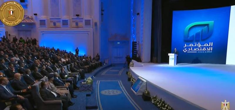 رئيس الوزراء: حريصون على متابعة كل ما يكتب عن مصر في الداخل والخارج