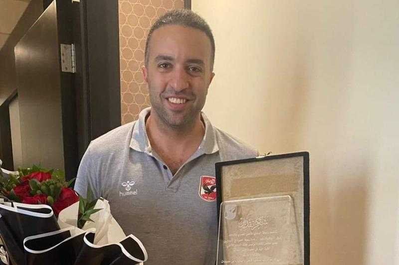 رابطة جماهير الأهلي في السعودية تكرّم محمد سراج الدين