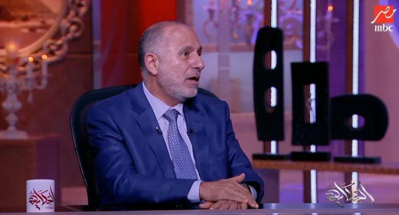 أستاذ طب نفسي: ثقافة السوشيال ميديا ملوثة وعشوائية  «فيديو»