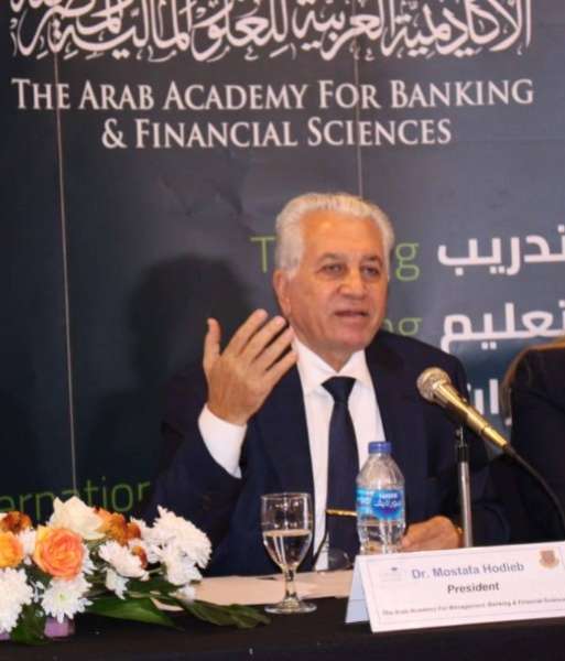 الدكتور مصطفى هديب الخبير الاقتصادي