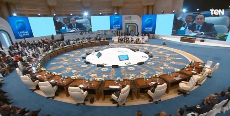 مدبولي: «مفيش جهة في الدولة تصدر أي رسوم جديدة إلا بالرجوع لمجلس الوزراء» - فيديو