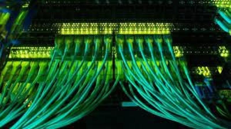 مخاوف عالمية من تنفيذ عمل تخريبي في الكابلات البحرية للإنترنت