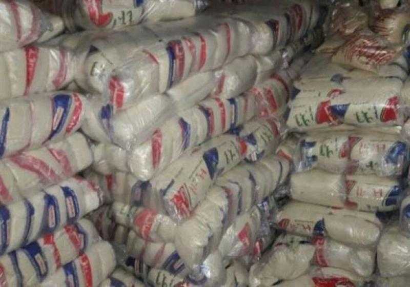 ضبط صاحب محل حجب 3 أطنان أرز عن التداول في القاهرة