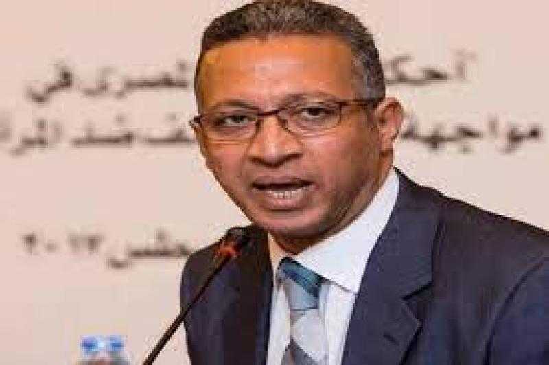 العفو الرئاسي: «اللي عايز يعمل مظاهرة يخليه راجل».. فيديو