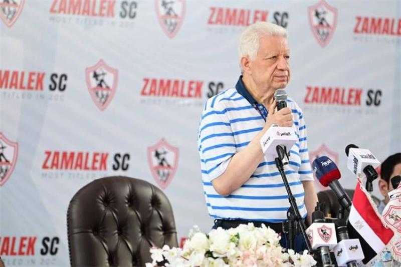مرتضى منصور يطمئن على بعثة الزمالك في الإمارات قبل مباراة الأهلي