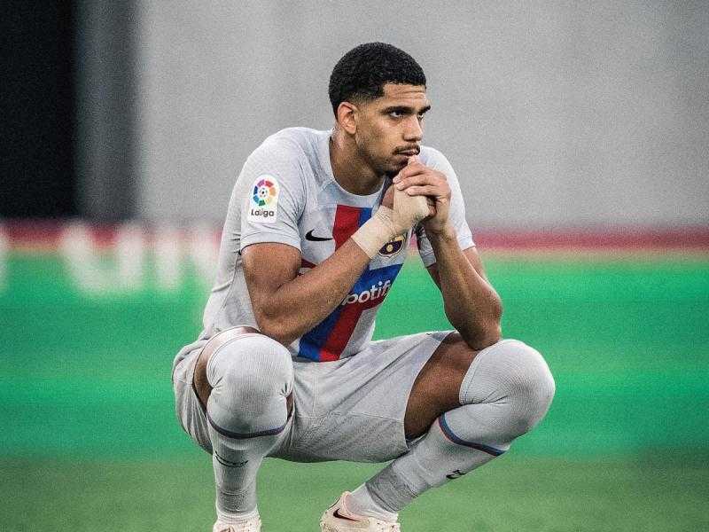 تعرف على موقف أراوخو النهائي من التواجد ضمن قائمة أوروجواي لمونديال قطر 2022