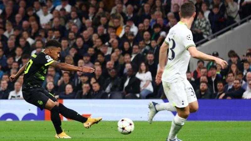 الشوط الأول.. سبورتنج يفاجئ الجميع ويتقدم على توتنهام في أبطال أوروبا