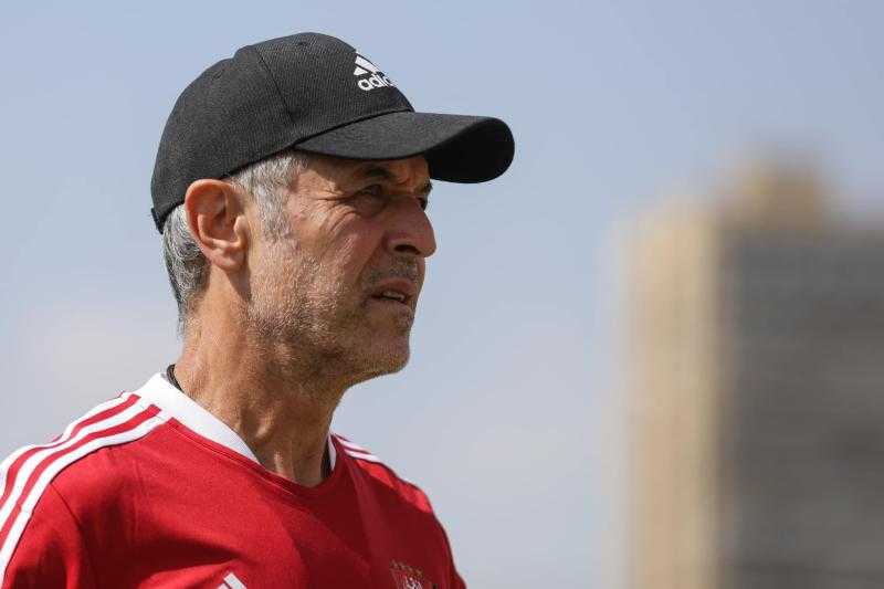 تسوبيل يتغنى بمدرب الأهلي.. ويتحدث عن مواجهة السوبر المصري