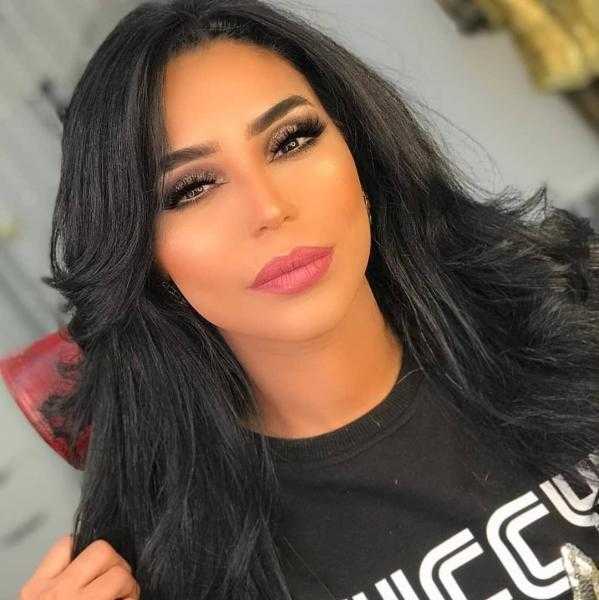 الموت يفجع المطربة أمينة