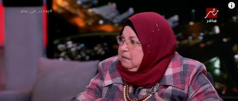سعاد صالح للنساء: «تعايشي مع الزواج الثاني وجوزك هيرجعلك» -فيديو