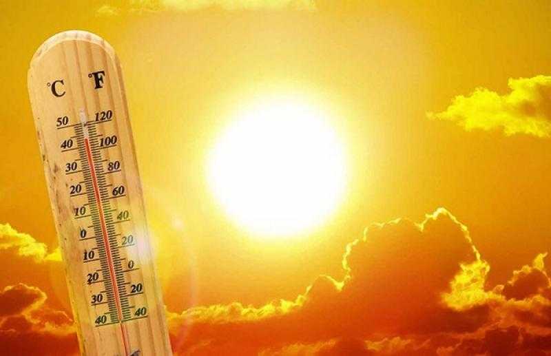 30 درجة مئوية.. الصيف يعود مجددًا إلى فرنسا