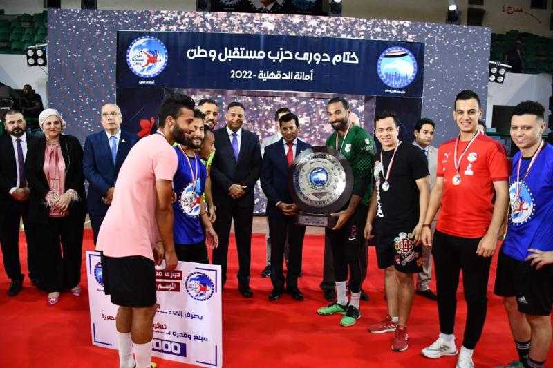 وزير الشباب: الجمهورية الجديدة تتحـدث عن نفسها.. والرئيس وعد وأوفى