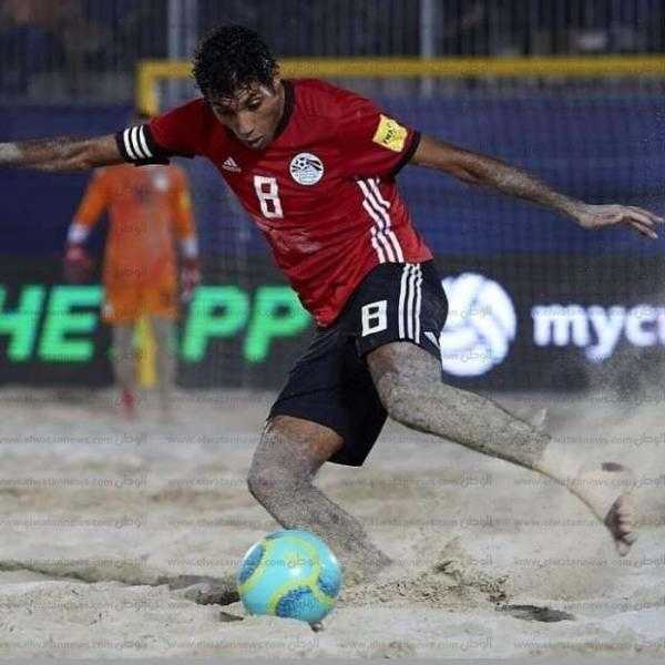 مصطفى لطفي: أشكر اتحاد الكرة.. وهذا سر مستوى منتخب الشاطئية