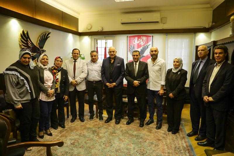 انطلاق فعاليات الدورة الثانية للمتطوعين بالأهلي في برنامج «محو الأمية»‏
