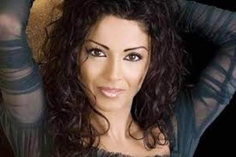 بعد تصريحات تعرضها للخيانة.. دوللي شاهين تنتهي من تصوير أغنيتها الجديدة ”الملكة”