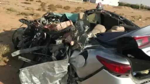 إصابة 3 أشخاص في تصادم سيارتين أعلى طريق المقطم بالقاهرة