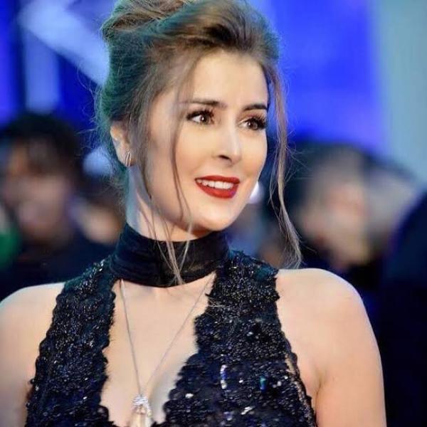 عائشة بن أحمد تروج لفيلمها القادم عبر إنستجرام